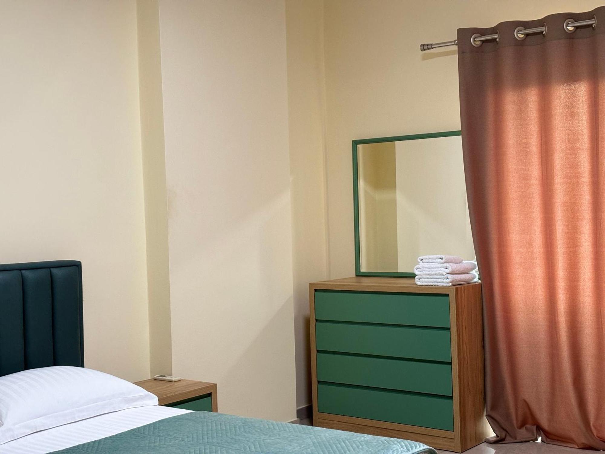 Tam 2Bdr Center Taiwan Apartment تيرانا المظهر الخارجي الصورة
