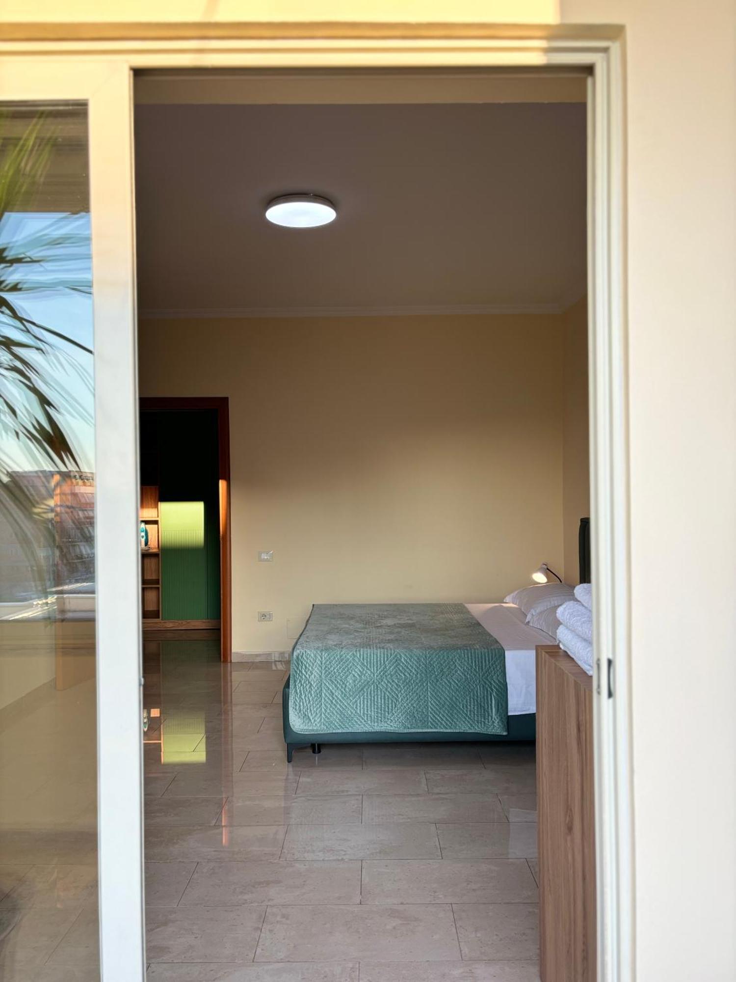 Tam 2Bdr Center Taiwan Apartment تيرانا المظهر الخارجي الصورة