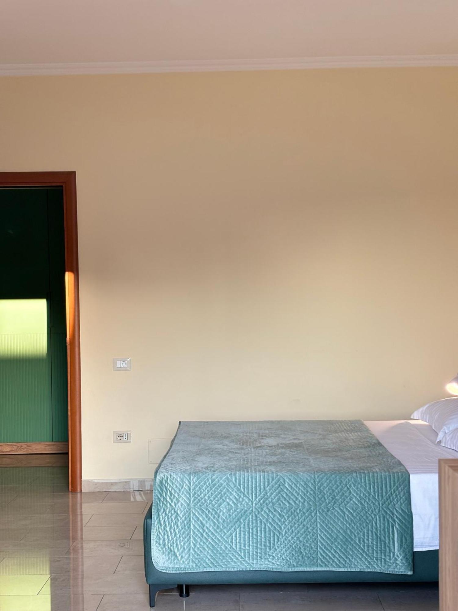 Tam 2Bdr Center Taiwan Apartment تيرانا المظهر الخارجي الصورة