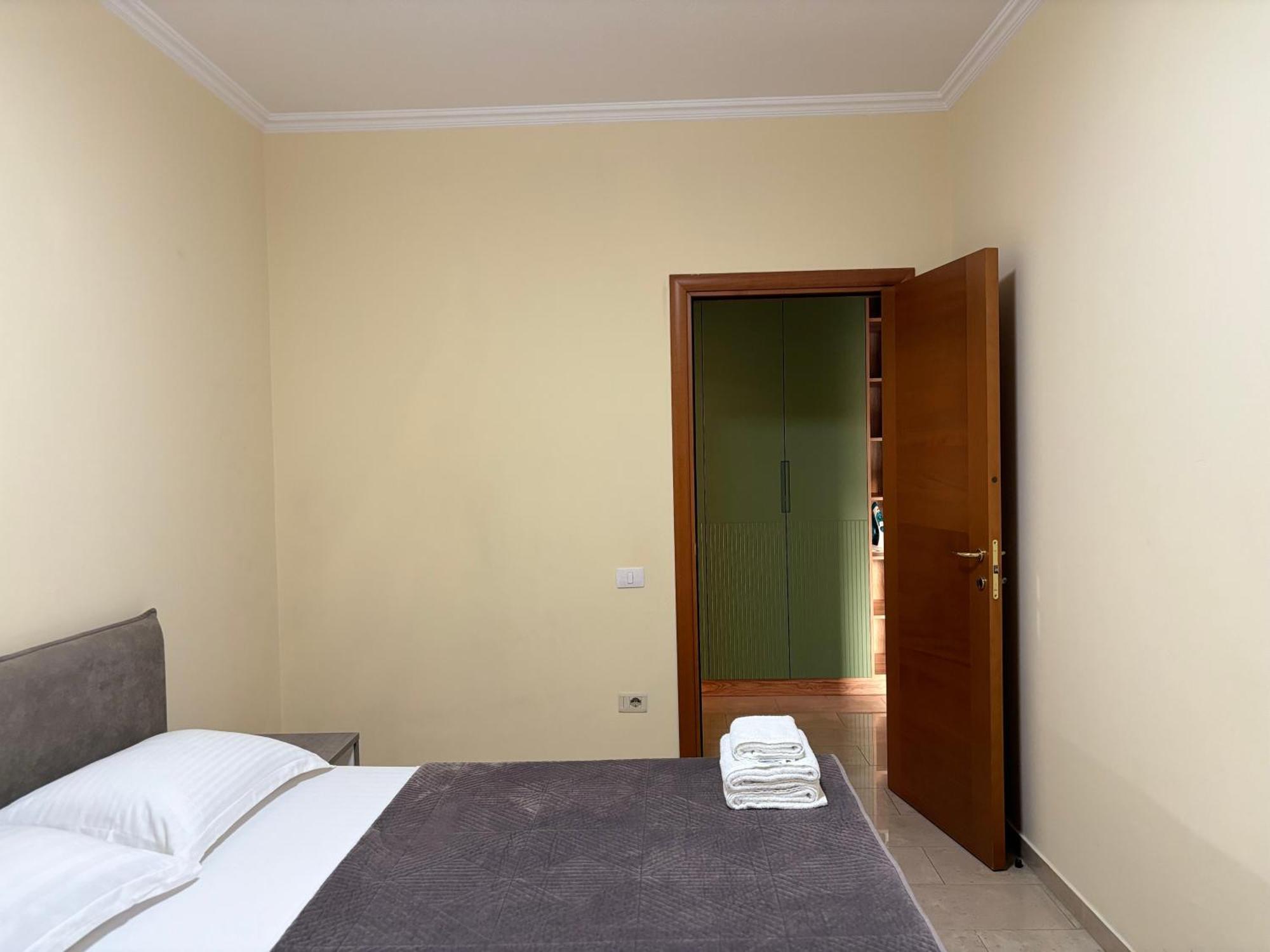 Tam 2Bdr Center Taiwan Apartment تيرانا المظهر الخارجي الصورة